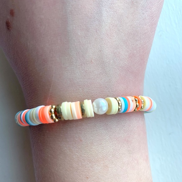 Bohemian clay bead braclet colorful stretch gold tone rings white pearls - Picture 4 of 11